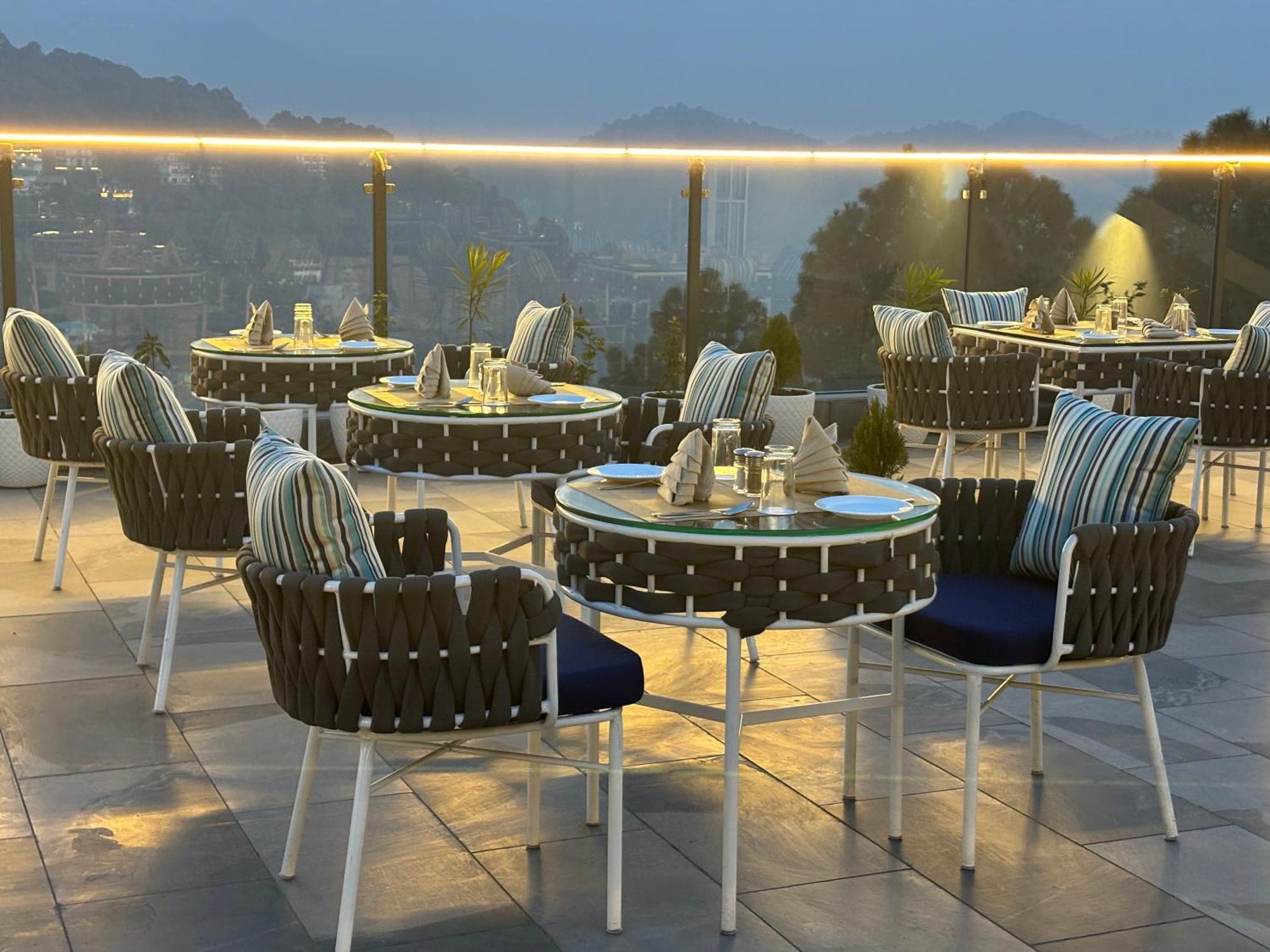 Arnisa Kasauli - A Boutique Hotel Eksteriør billede
