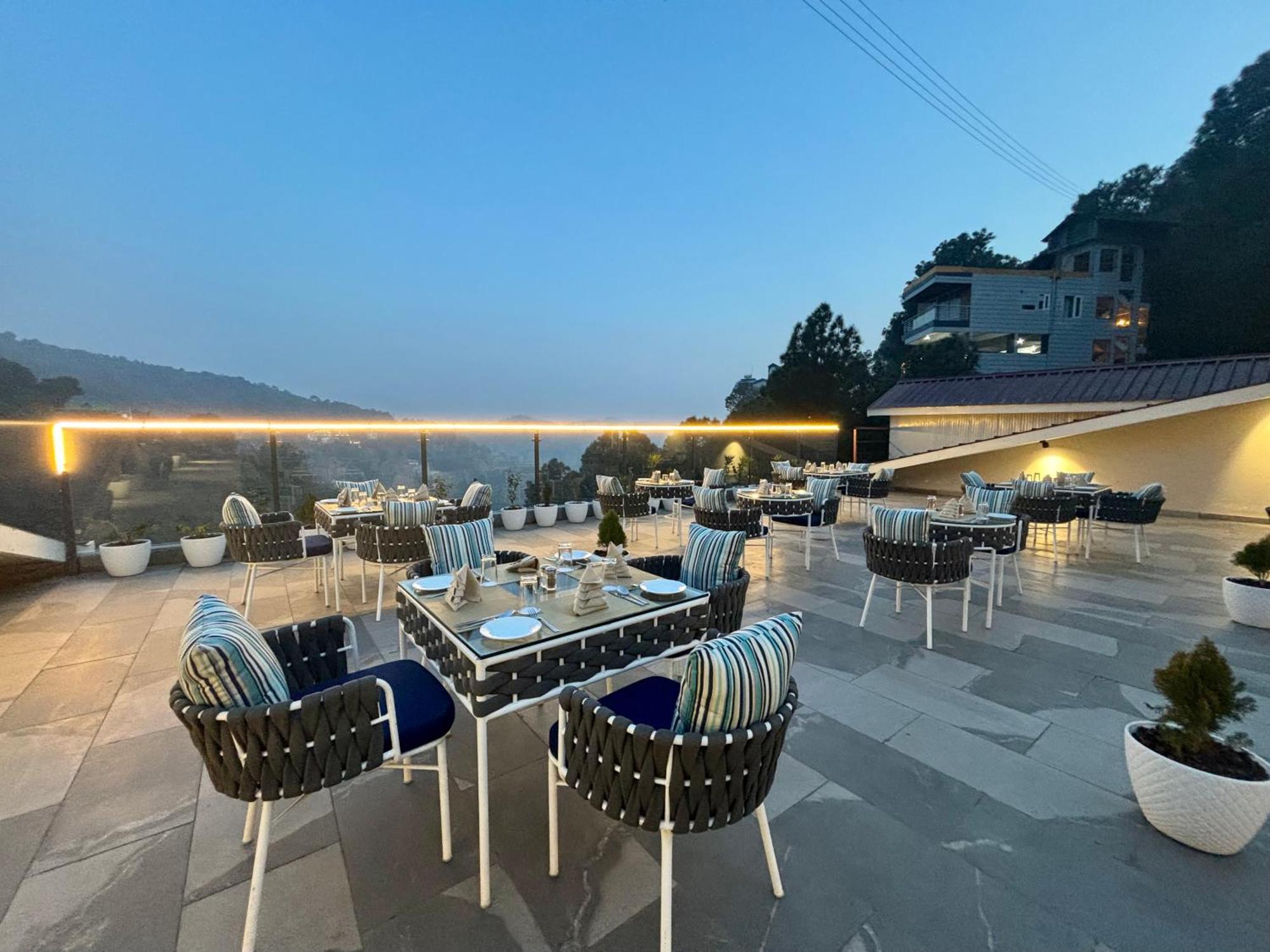 Arnisa Kasauli - A Boutique Hotel Eksteriør billede